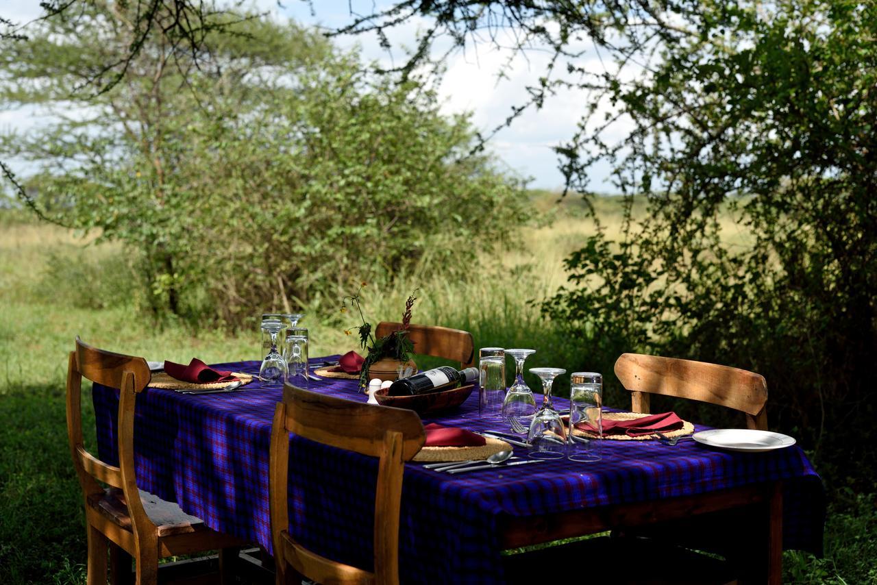 Ikoma Tented Camp Серенгети Экстерьер фото